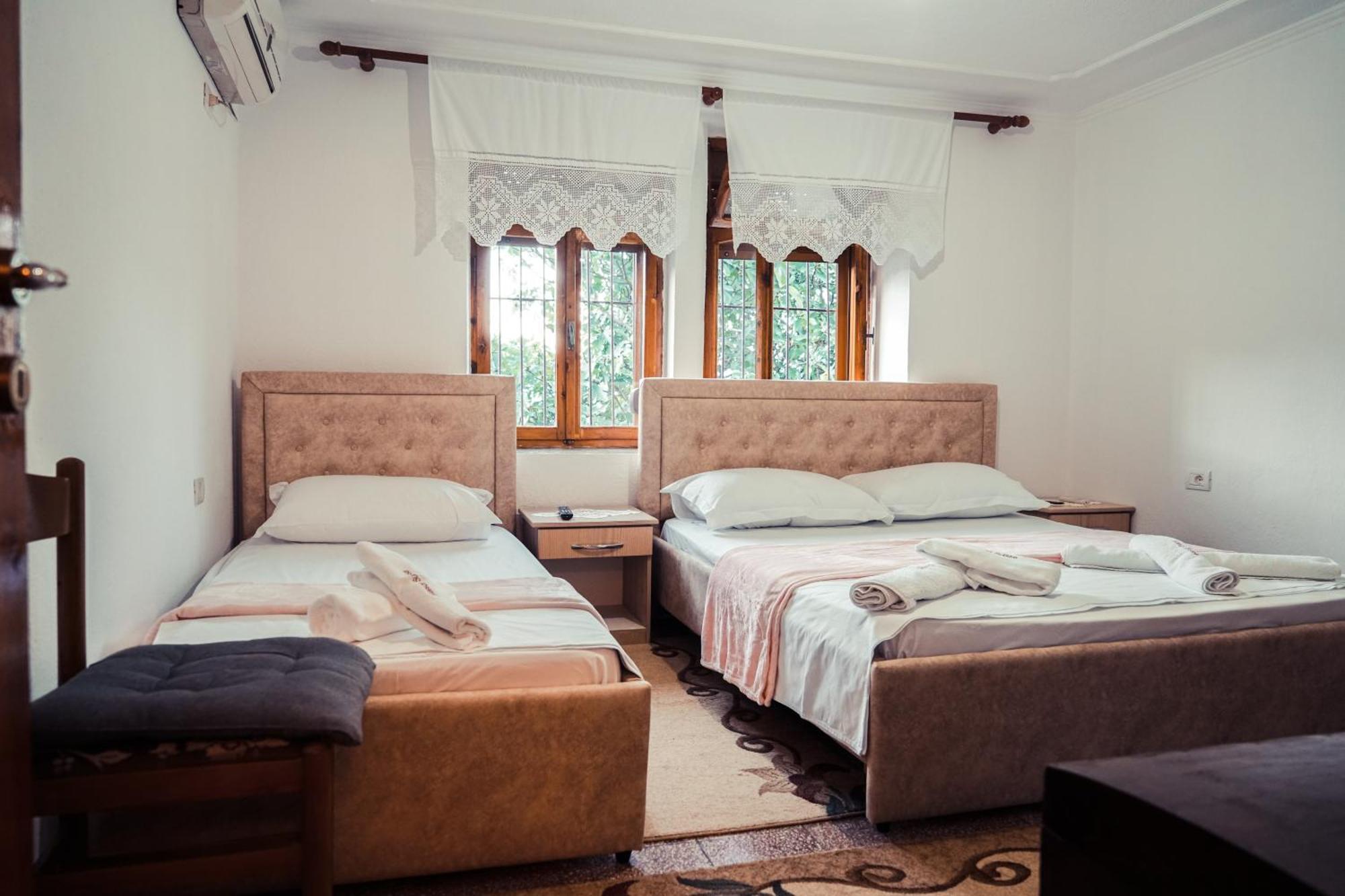 Guesthouse Arber Gjirokastër 외부 사진