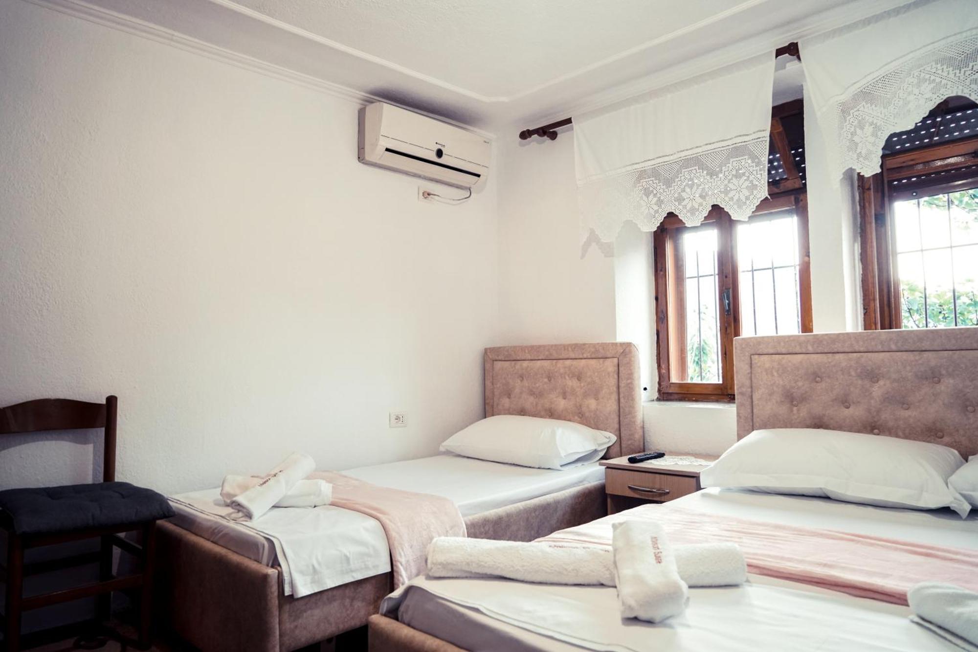 Guesthouse Arber Gjirokastër 외부 사진