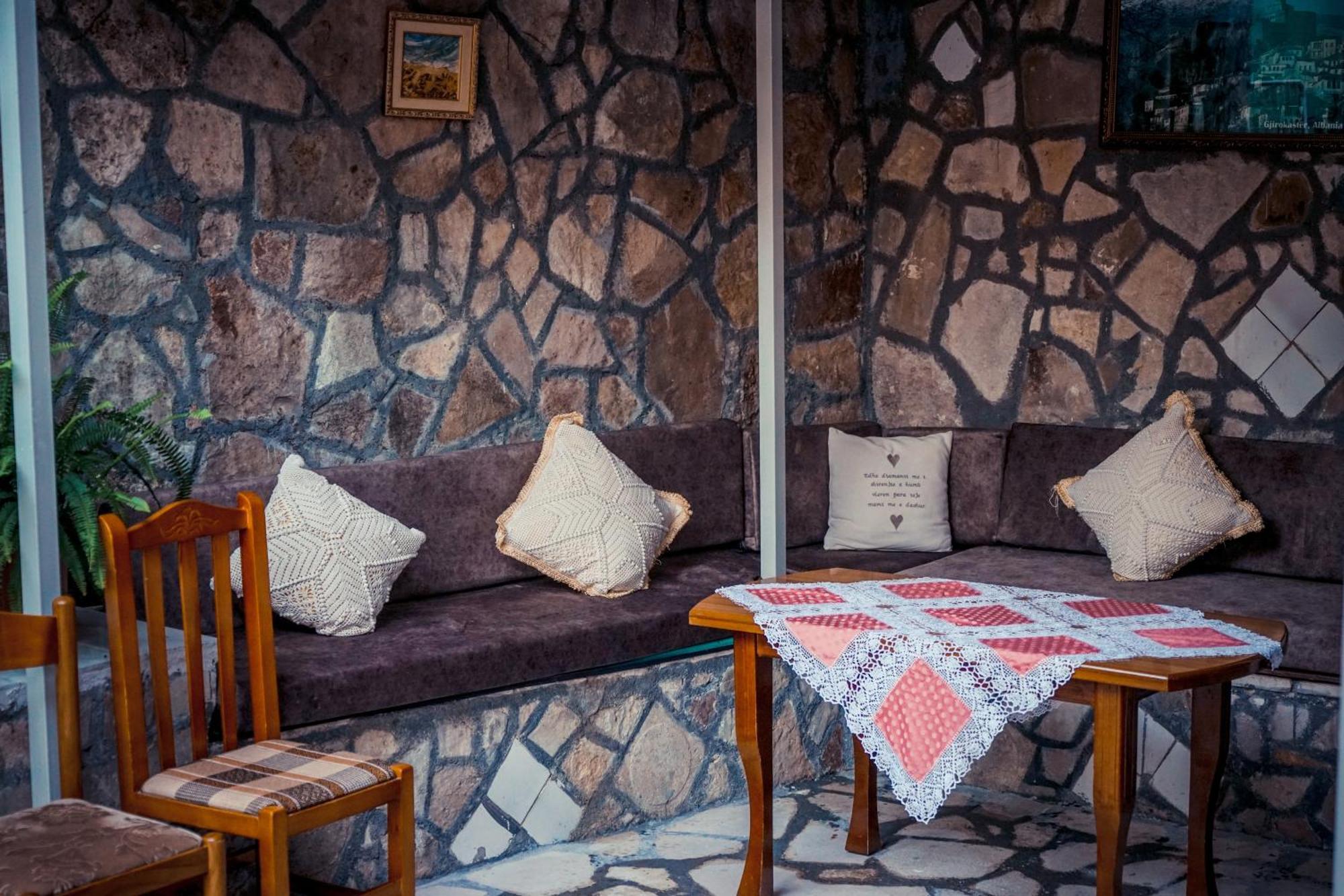 Guesthouse Arber Gjirokastër 외부 사진